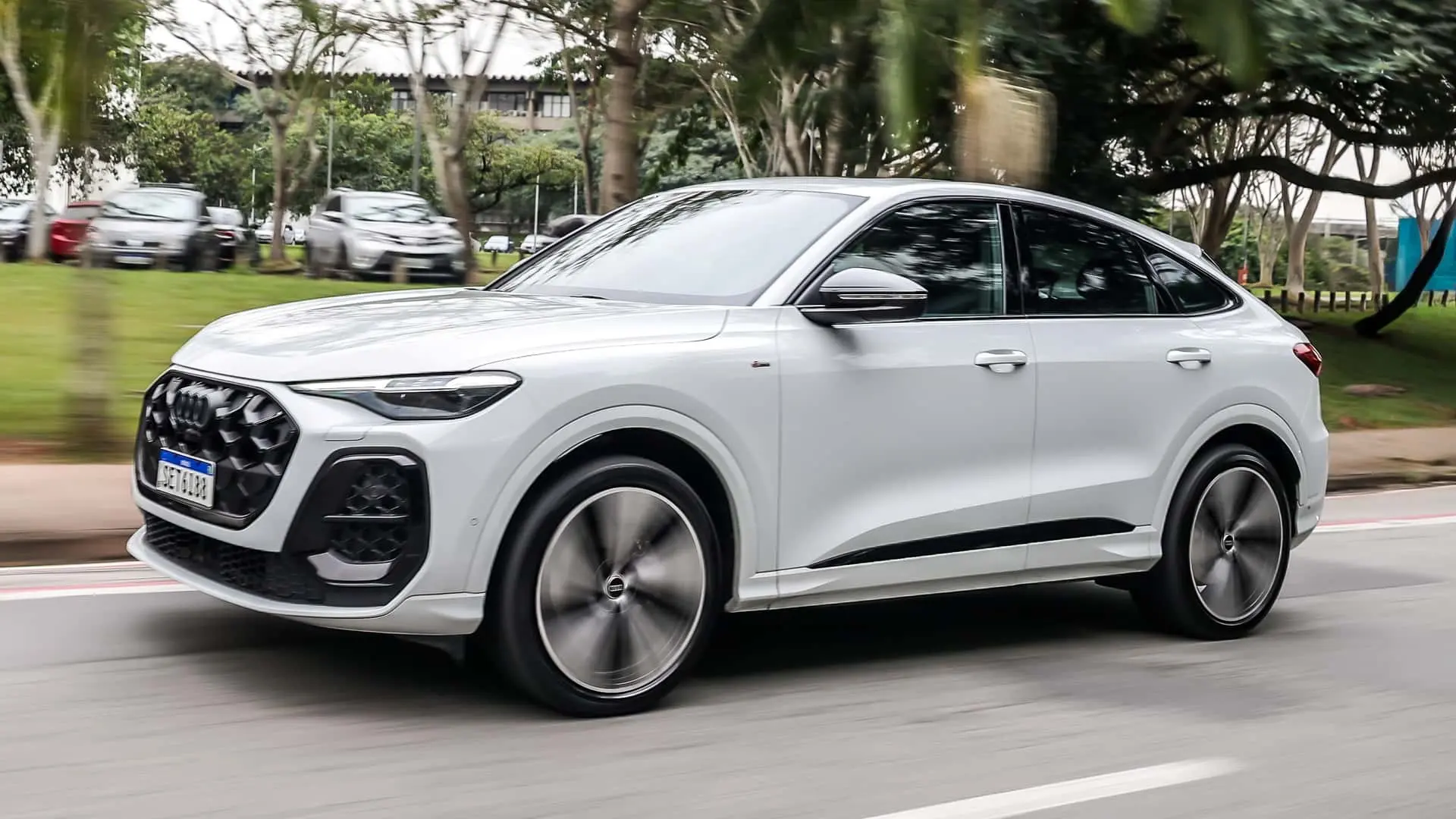 Q5 Sportback S-Line – Audi